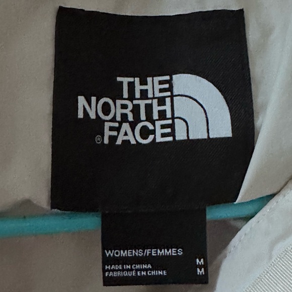 The North Face Women’s Gotham 550 Down Winter Jacket size - Picture 8 of 9